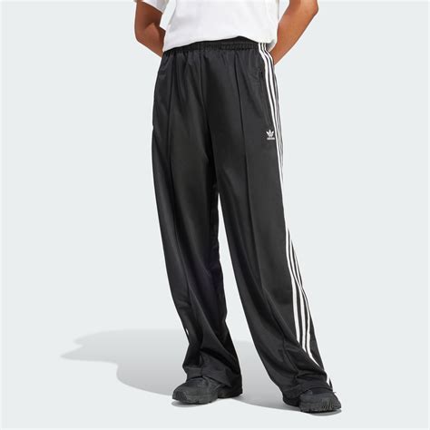 loose track pants Adidas